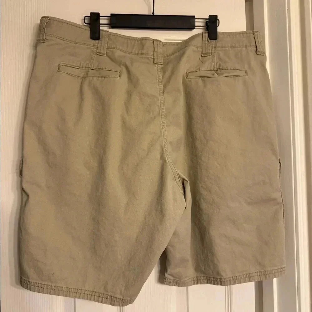 Wrangler Cargo Short Size 40